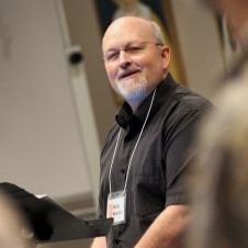 Picture of Kelly Kellum speaking